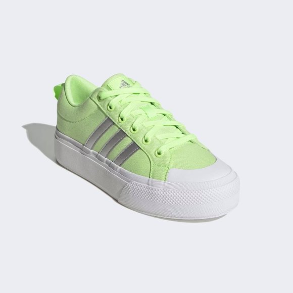 adidas women BRAVADA 2.0 PLATFORM Cloud - Picture 2 of 11